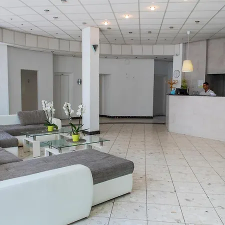 Ce Napfeny Σίοφοκ