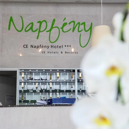 Ce Napfény