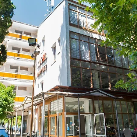 Hotel Ce Napfény