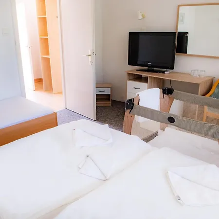 Hotel Ce Napfeny