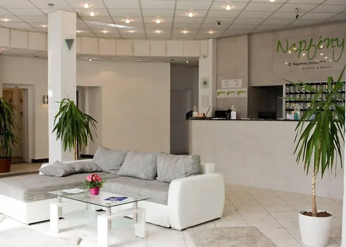 Hotel Ce Napfeny