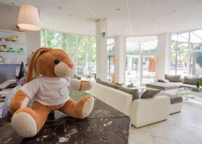 Hotel Ce Napfeny 3*